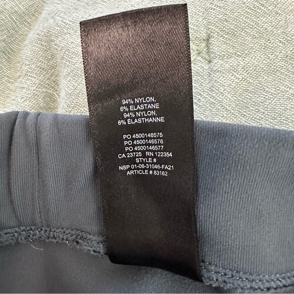 Aritzia Babaton Women’s Gray Leggings Size Small - Picture 4 of 6